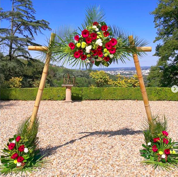 Arche florale bambou
