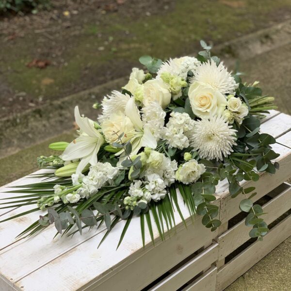 fleurs enterrement blanc