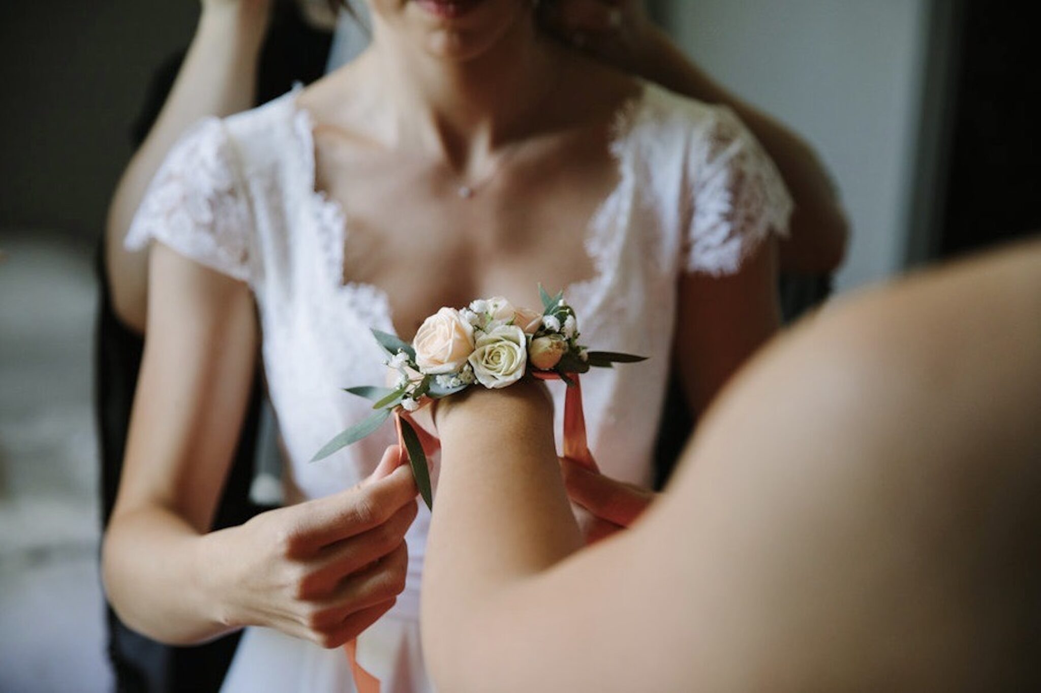 Bracelet de fleurs demoiselle d'honneur
