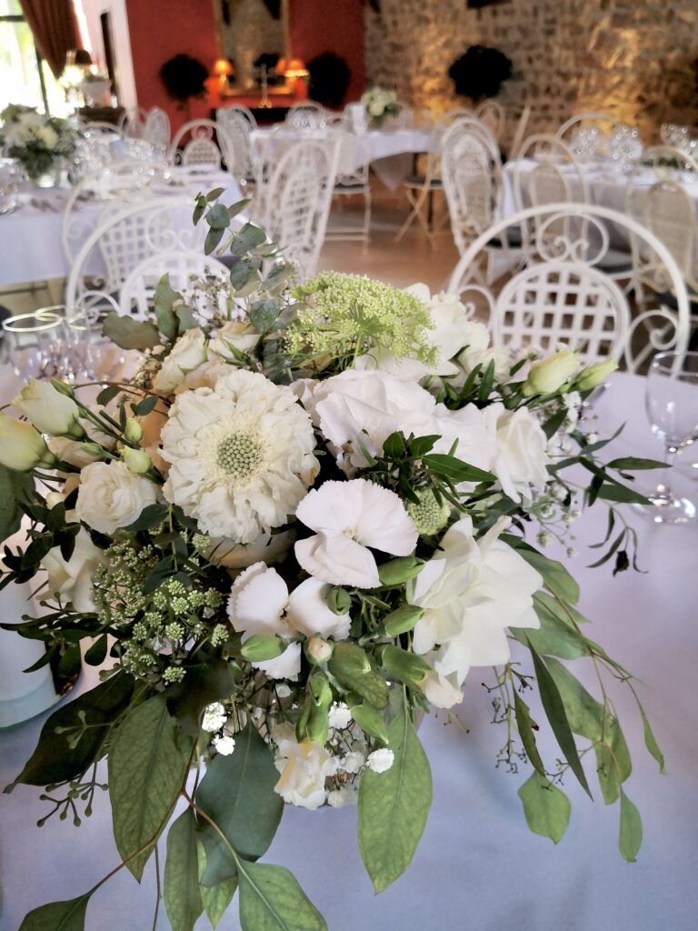Bouquet de table mariage Atelier Lavarenne Fleuriste Lyon