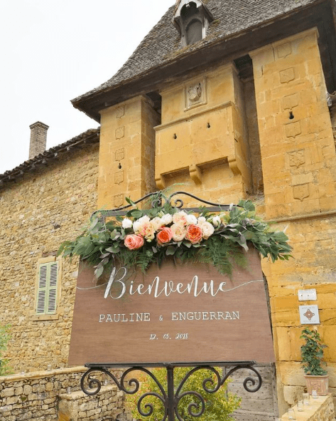 Panneau accueuil mariage Chateau du Sou Atelier Lavarenne Fleuriste Lyon